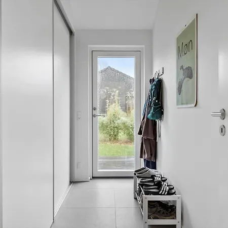 1083-stege-ulvshale-berberisvej-30 *